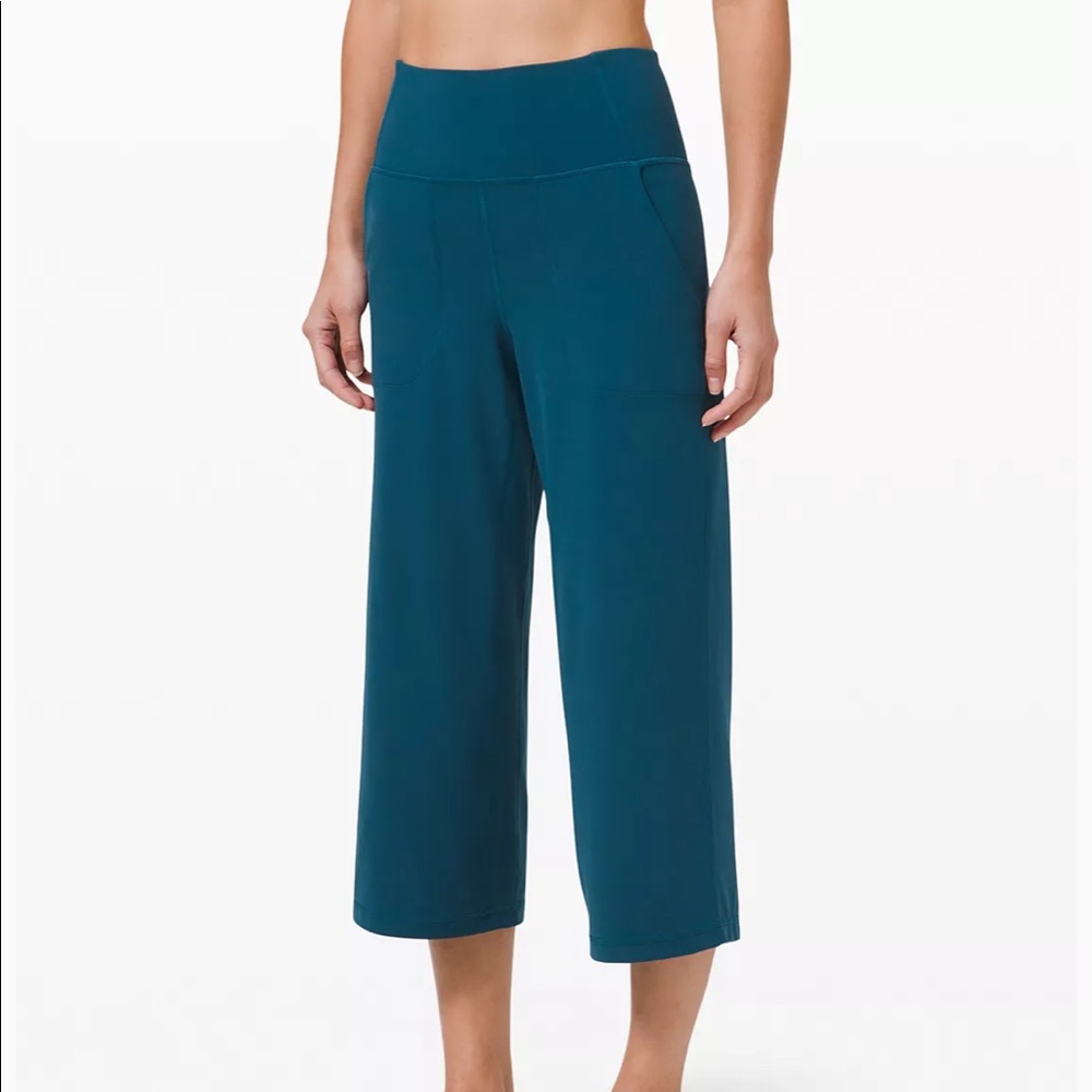 Lululemon Align Wide Leg Super-High-Rise Crop 23" In Blue Borealis (color).